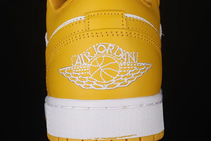 All categories Air Jordan Jordan series basketball shoes Air Jordan 1 Low Air Jordan 1 Low AJ1 Joe 1 white and yellow low-top cultural and leisure sports sneakers 553558-171